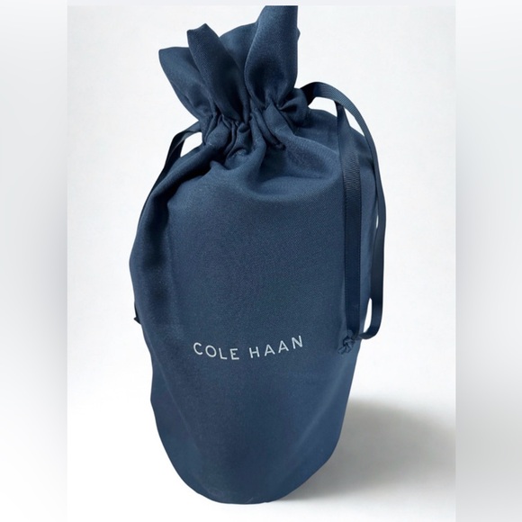 Cole Haan Men’s Black and Gray Patterned Scarf - Picture 7 of 7